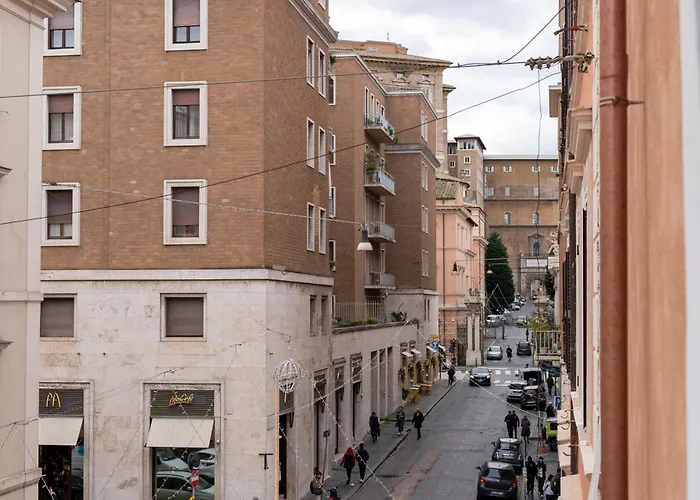 Sotto al letto del Papa - Borgo Pio - Vaticano